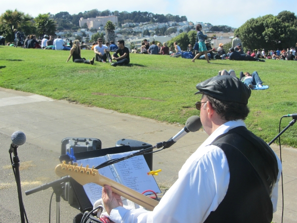 JAMES CROCI SINGS AT DOLORES PARK