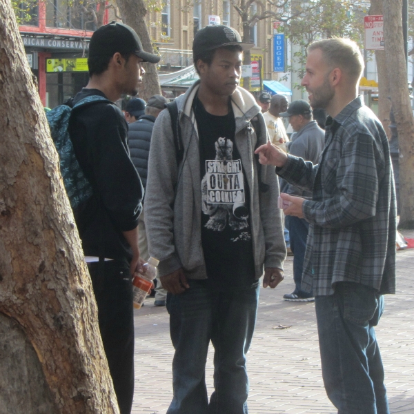 CAL WITNESSES AT 7TH ST AND MARKET. 