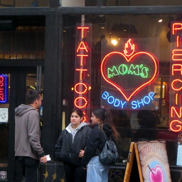 JACOB WITNESSES TO WOMEN ON HAIGHT ST.