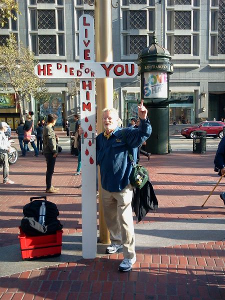 Scott Crawford preaches at Powell & Market St.
