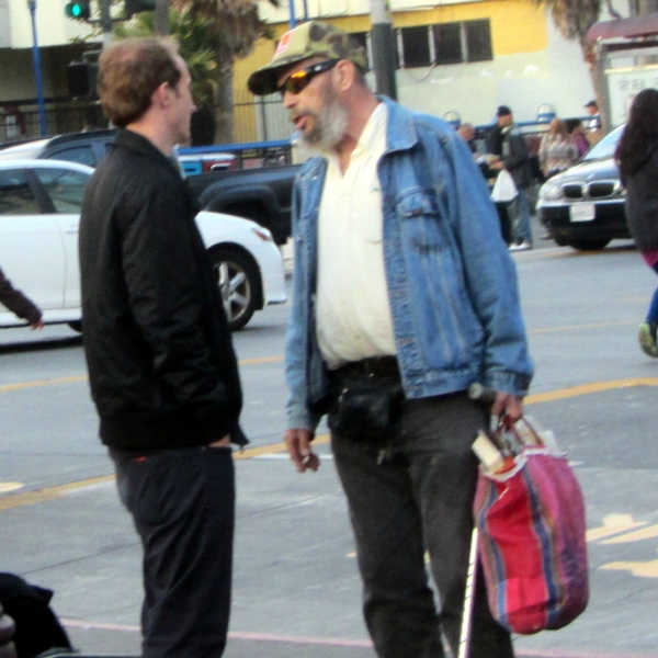 BEN WITNESSES AT UN PLAZA.