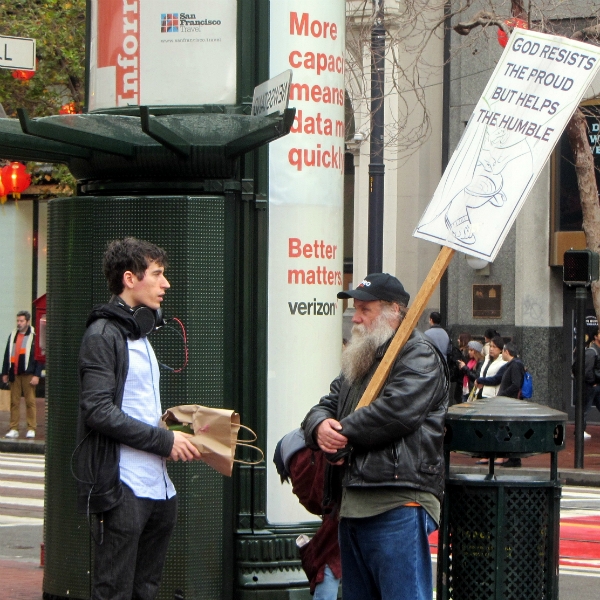 NORMAN WITNESSES AT POWELL AND MARKET, SAN FRANCISCO.