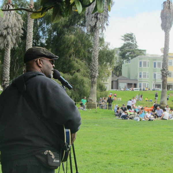 RICHARD SINGS AT DOLORES PARK